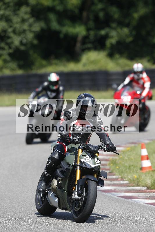 /27 12.06.2025 Ducati Schweiz Trackday Warmup  ADR/gruen-vert/28